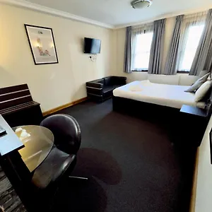 Epsilon 3*, Londres Reino Unido